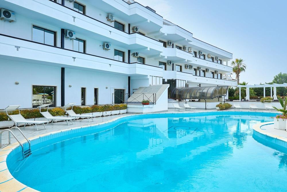 Hotel Club Clorinda Nuova Gestione 2024 Paestum Ngoại thất bức ảnh