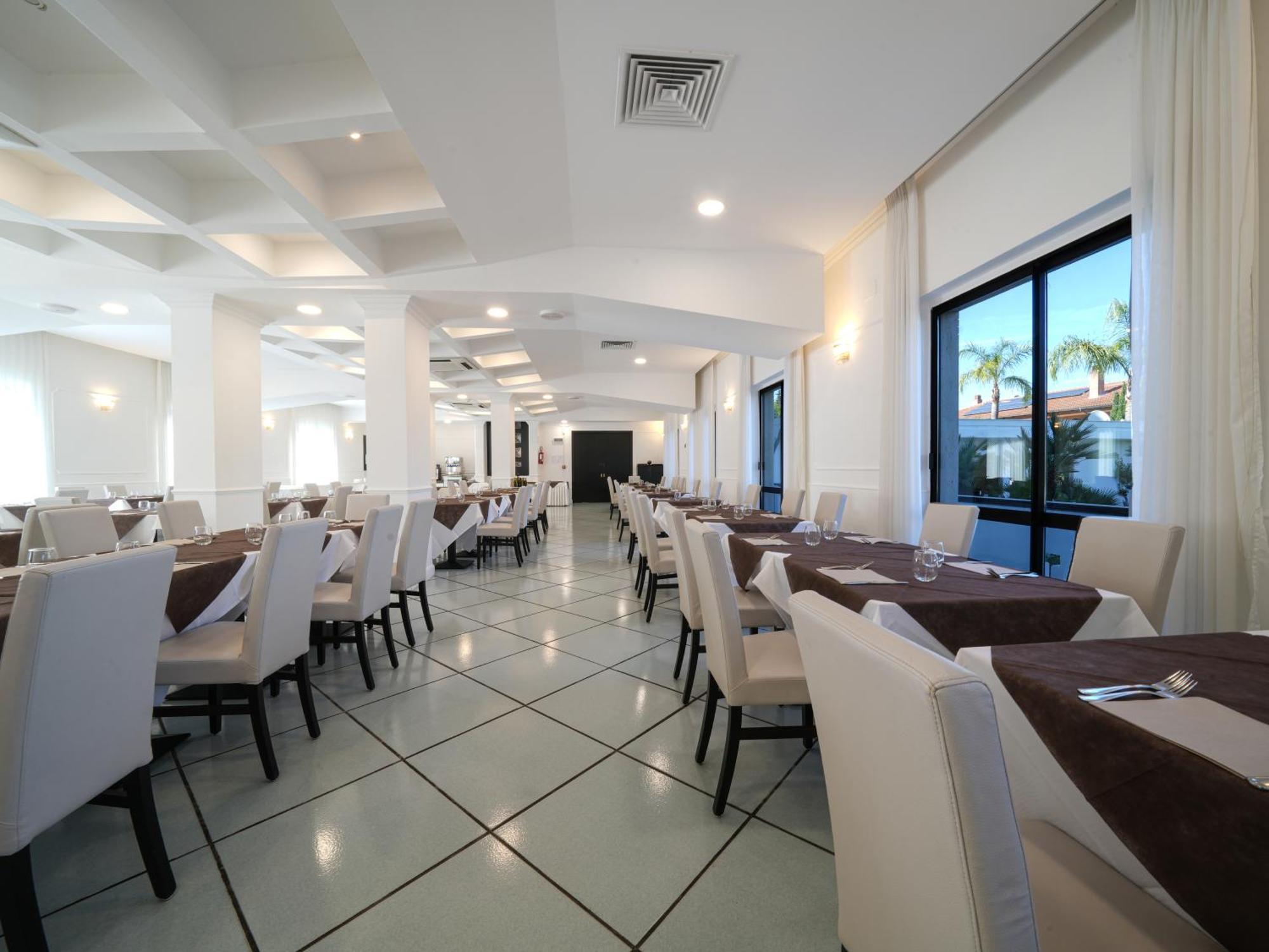 Hotel Club Clorinda Nuova Gestione 2024 Paestum Ngoại thất bức ảnh