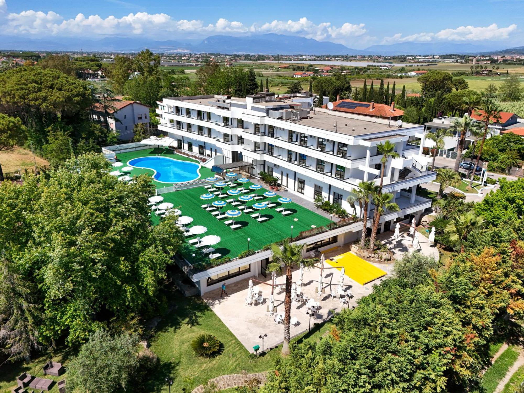 Hotel Club Clorinda Nuova Gestione 2024 Paestum Ngoại thất bức ảnh