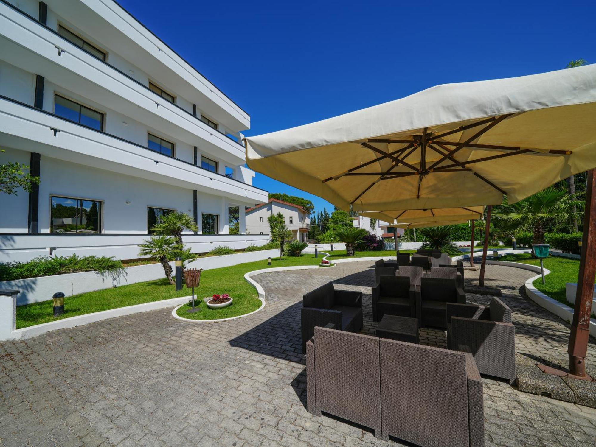 Hotel Club Clorinda Nuova Gestione 2024 Paestum Ngoại thất bức ảnh